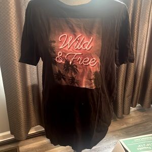 Graphic tee - Wild and Free